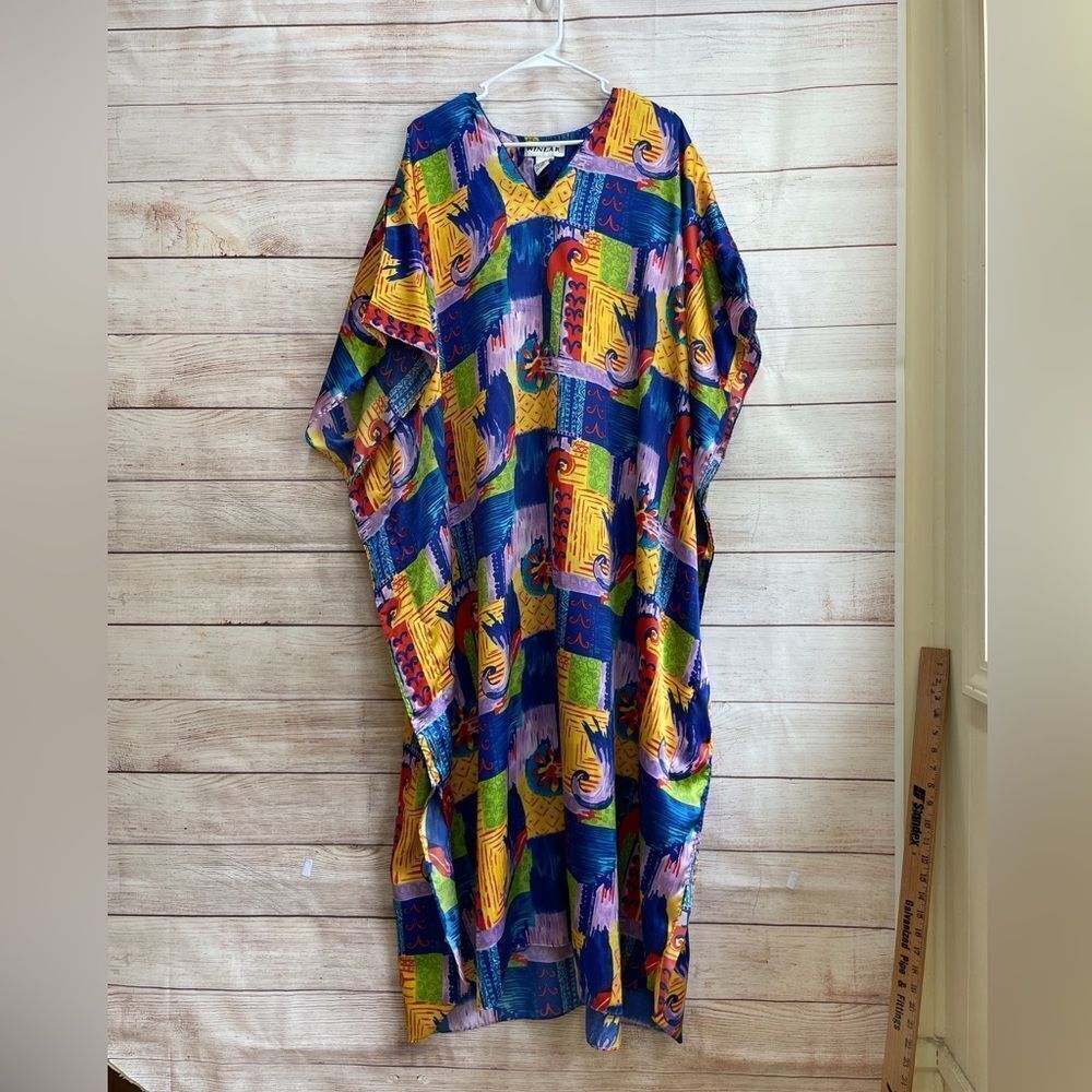 VINTAGE WINLAR‎ BRIGHTLY COLORED KIMONO/PATIO DRESS